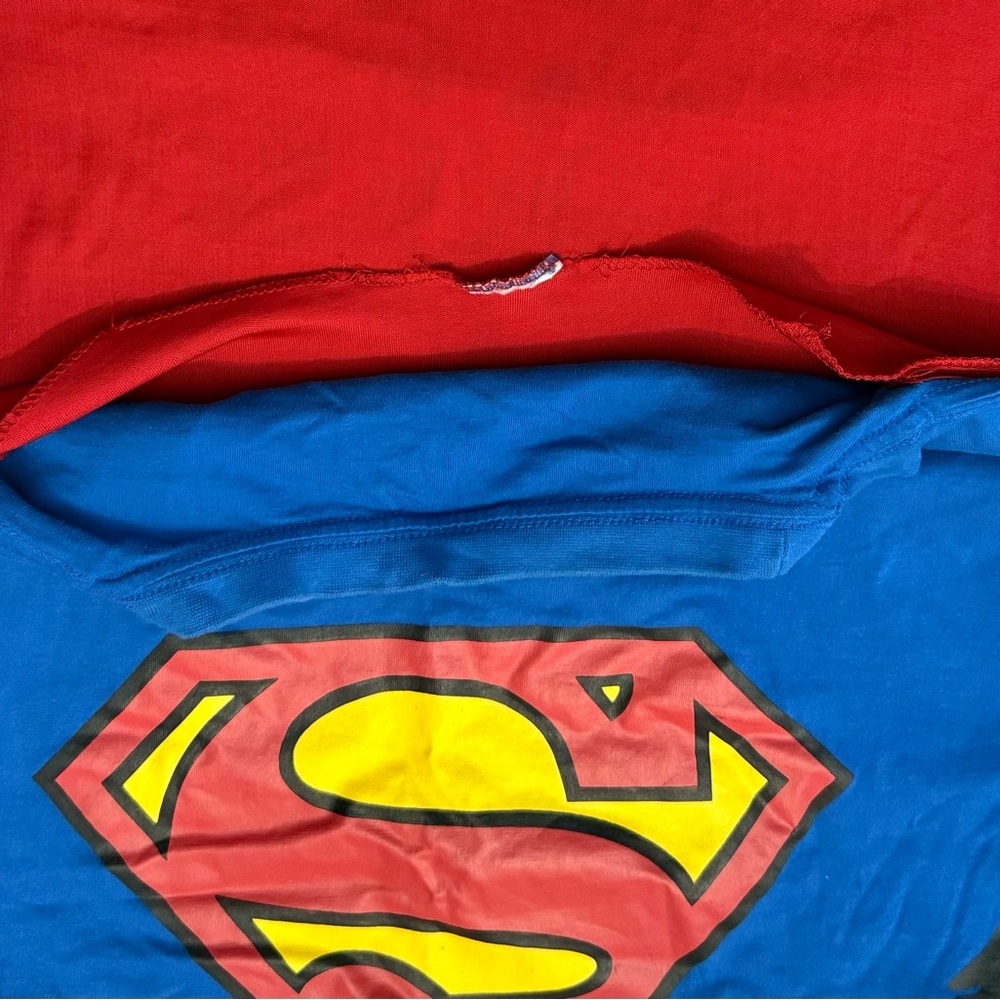 Superman Costume T Shirt With Removable Cape Adult XL Blue Red Cosplay Top - Picture 11 of 12